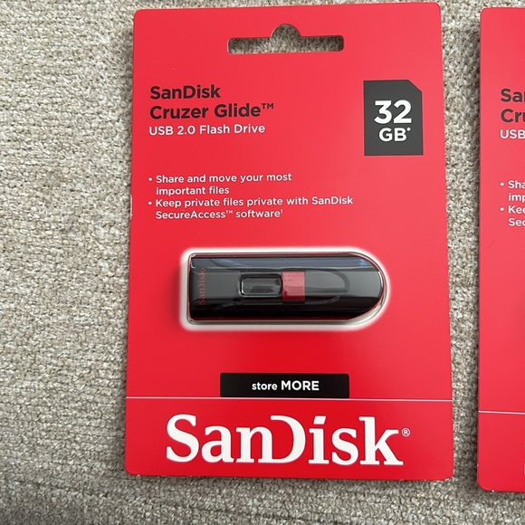 USB 2.0 Flash Drive 32 GB - Picture 2 of 3